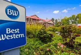 Photograph of Best Western Paris Inn, Paris