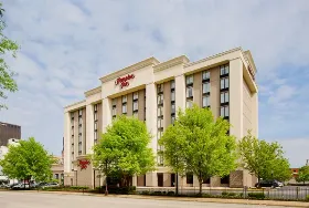 Photograph of Hampton Inn, Louisville