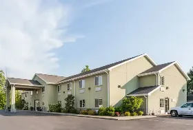 Photograph of Days Inn, Central City