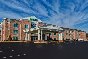 Photograph of Holiday Inn Express, London