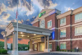 Photograph of Holiday Inn Express, Frankfort