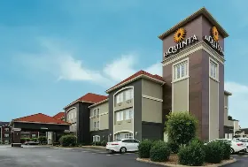 Photograph of La Quinta Inn & Suites, Bowling Green