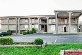 Photograph of Quality Inn, Maysville