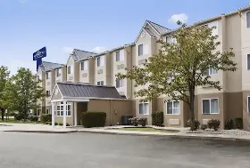 Photograph of Microtel Inn & Suites, Louisville