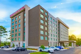 Photograph of Drury Inn & Suites, Paducah