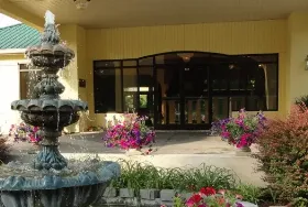 Photograph of Golden Manor Motel, Muldraugh