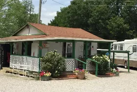 Photograph of Singing Hills RV Park, Cave City