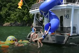 Photograph of Lake Cumberland State Dock Marina, Jamestown