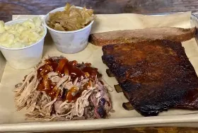 Photograph of Big Papa’s Smokehouse, Lebanon