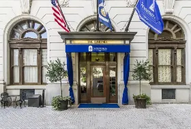 Photograph of The Whitney Hotel, New Orleans