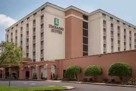 Photograph of Embassy Suites, Baton Rouge