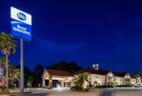 Photograph of Best Western Bayou Inn & Suites, Lake Charles