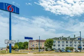 Photograph of Motel 6, Shreveport