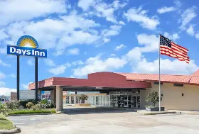 Photograph of Days Inn, Leesville