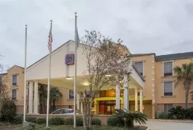 Photograph of Comfort Suites, Port Allen