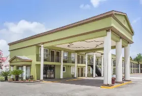 Photograph of Days Inn, 