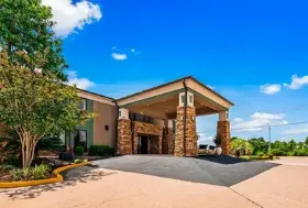 Photograph of Best Western Bayou Inn LA, Westwego