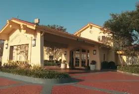 Photograph of LQ Inn, Lafayette