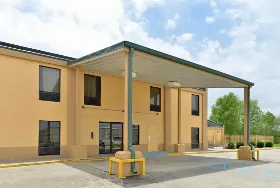 Photograph of Americas Best Value Inn, Breaux Bridge