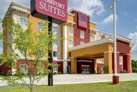 Photograph of Comfort Suites, Denham Springs