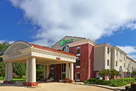 Photograph of Holiday Inn Express, Minden