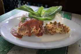 Photograph of Monjuni's Italian Cafe, Ruston
