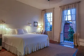 Photograph of Monrose Row Bed & Breakfast, New Orleans