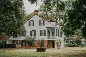 Photograph of Mouton Plantation, Lafayette