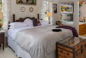 Photograph of Maison D' Memoire B&B Cottages, Rayne