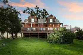 Photograph of Toledo Bend Cabin, Many