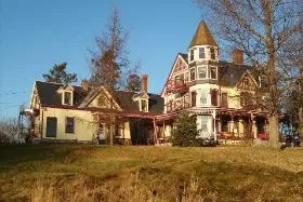 Photograph of Trebor Mansion Inn, Guilford