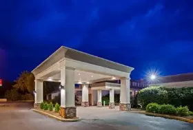 Photograph of Best Western Plus, Waterville