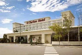 Photograph of Clarion Hotel Airport, Portland