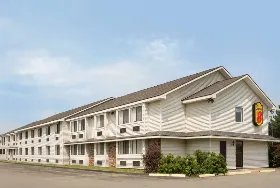 Photograph of Super 8, Westbrook