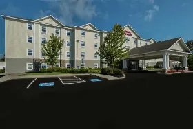 Photograph of Hampton Inn, Thomaston