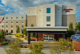 Photograph of Hampton Inn Lewiston-Auburn, Lewiston