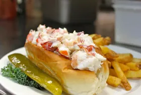 Photograph of The Taste Of Maine Restaurant, Woolwich