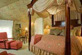 Photograph of Berry Manor Inn, Rockland