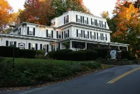 Photograph of Yardarm Village Inn, Ogunquit