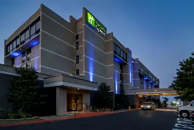 Photograph of Holiday Inn Express, Aberdeen