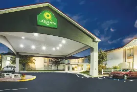 Photograph of La Quinta Inn, Waldorf