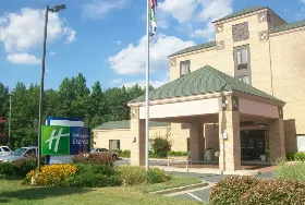 Photograph of Holiday Inn Express, Easton