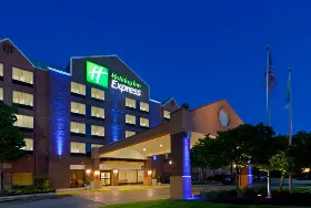 Photograph of Holiday Inn Express, Hanover