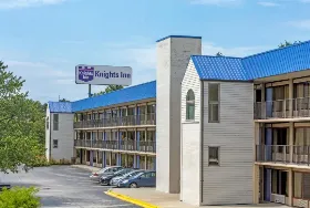 Photograph of Knights Inn, 