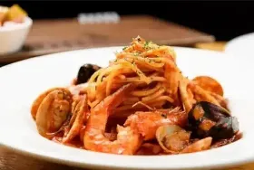 Photograph of That's Amore, Columbia