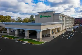 Photograph of Holiday Inn & Suites Boston-Peabody, Peabody