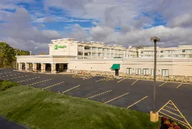 Photograph of Holiday Inn & Suites Marlborough, Marlborough
