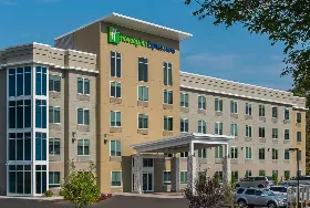 Photograph of Holiday Inn Express, Norwood