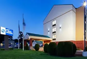 Photograph of Best Western Springfield West Inn, West Springfield