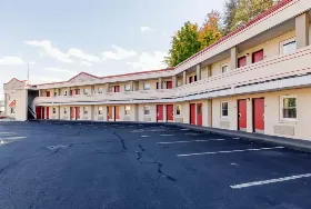 Photograph of Econo Lodge, West Springfield